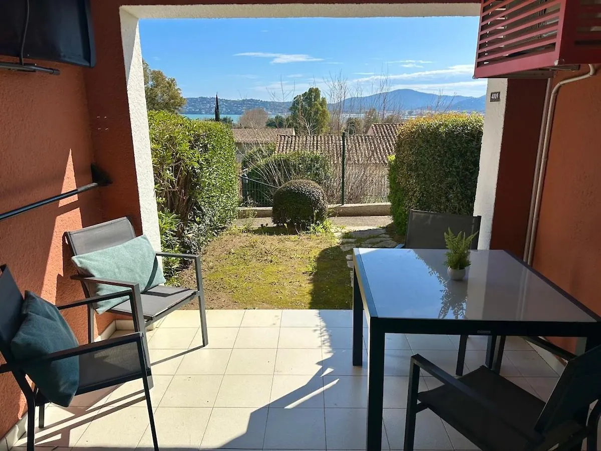 A Pied A La Plage & Vue Mer Grimaud Γαλλία